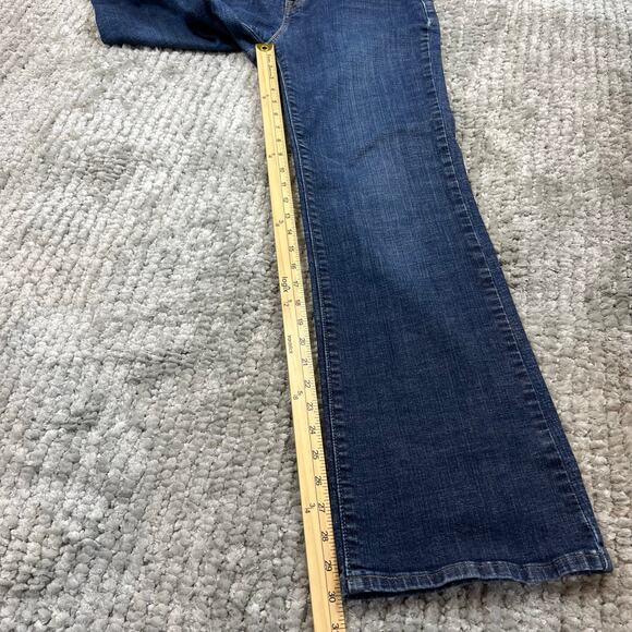 Woman's Levi’s Perfectly Slimming 512 Bootcut Blue Jeans Size 10M Medium‎ Wash - Picture 11 of 14